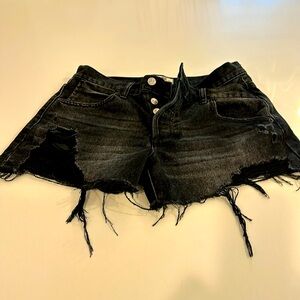 We The Free “sold out” Quinn denim distressed black shorts 27